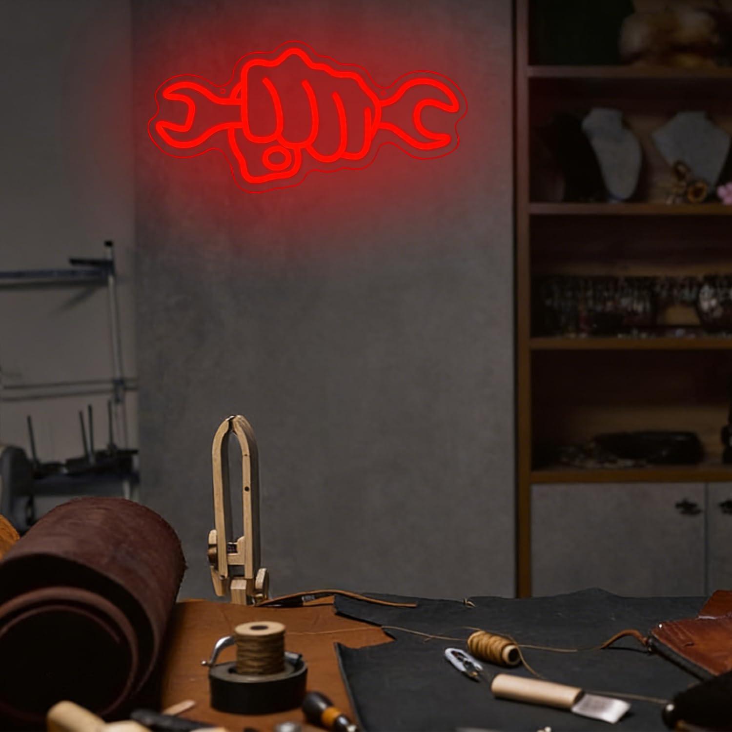 Schraubenschlüssel-Neonschild  – Car Led Light Bewertung und Preis